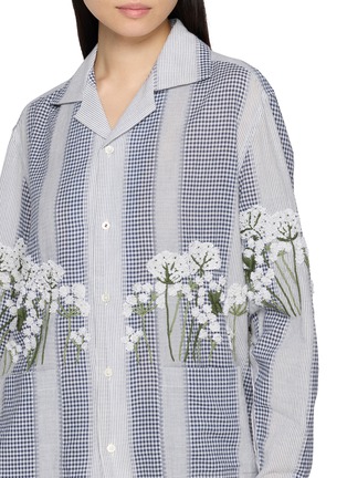  - BAZISZT - Corsa Floral Sequin Chequered Cotton Shirt