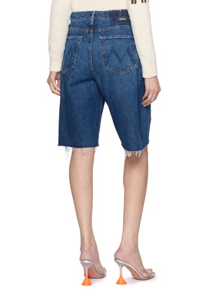 背面 - 点击放大 - MOTHER - The Half Pipe Bermuda Fray Cotton Denim Shorts