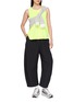模特儿示范图 - 点击放大 - FP MOVEMENT - Hot Shot Twist Back Tank Top