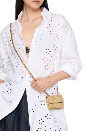 模特儿示范图 - 点击放大 - KURT GEIGER - 超迷你 KENSINGTON 单肩包