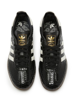 模特儿示范图 - 点击放大 - ADIDAS - 女款 SAMBA OG 系带运动鞋