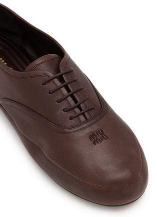 细节 - 点击放大 - MIU MIU - 皮革德比鞋