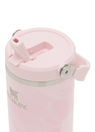 细节 –点击放大 - STANLEY - The Iceflow™ Flip Straw 2.0 Tumbler 30oz — Pink Amethyst Calacatta