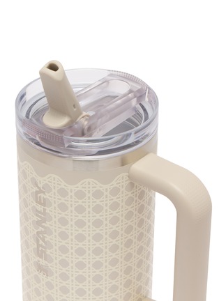 细节 –点击放大 - STANLEY - The Quencher ProTour Flip Straw Lid Tumbler 30oz — Sahara Rattan