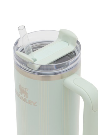 细节 –点击放大 - STANLEY - The Quencher H2.0 FlowState™ Tumbler 30oz — Mist Picnic Stripe