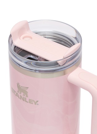 细节 –点击放大 - STANLEY - X Nelly Korda Legendary Useful Box 1.1L — Nelly Korda Pinstripe