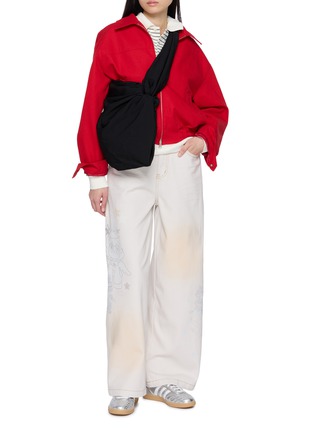 模特儿示范图 - 点击放大 - GOODBAI - X Lane Crawford Printed Straight Leg Jeans