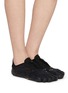 模特儿示范图 - 点击放大 - VIBRAM FIVEFINGERS SHOES - V-RUN Five-Finger Shoes