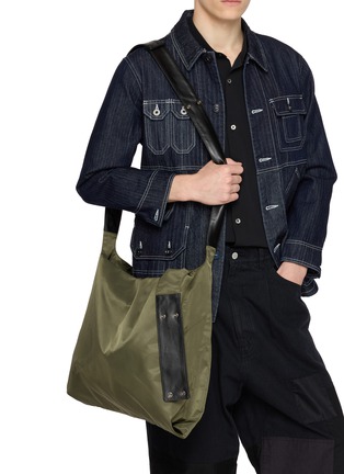 模特儿示范图 - 点击放大 - DISCORD YOHJI YAMAMOTO - Leather Trim Patch Dot Tote Bag