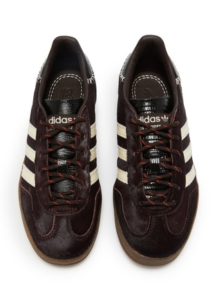 模特儿示范图 - 点击放大 - ADIDAS - X WALES BONNER 中性款 GAZELLE PONY 运动鞋