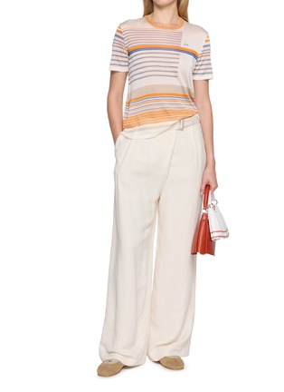 模特儿示范图 - 点击放大 - LACOSTE - Nio Striped T-Shirt