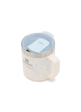 细节 –点击放大 - STANLEY - X LoveShackFancy The Everyday Cocoa Set — Coquette Bow Winter Ice