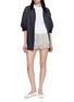 模特儿示范图 - 点击放大 - DÔEN - Iona Lace-Hemmed Satin Shorts
