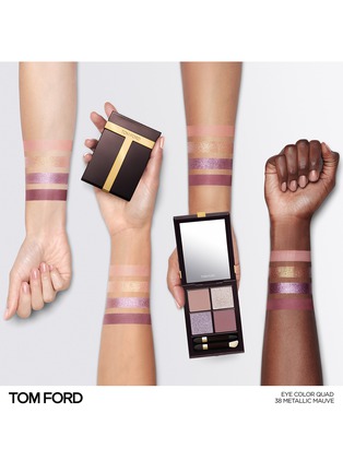 Detail View - 点击放大 - TOM FORD - Eye Colour Quad Crème — #38 Metallic Mauve
