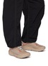 模特儿示范图 - 点击放大 - AND WANDER SHOES - x Altra AL09 Experience Wild 3+ Men's Sneakers