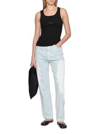 模特儿示范图 - 点击放大 - MM6 MAISON MARGIELA - Paint Drawstring Light Wash Jeans
