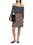 模特儿示范图 - 点击放大 - MM6 MAISON MARGIELA - Hanging Sheer Overlay Off Shoulder Cardigan
