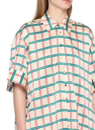  - EENK - Classic Short Sleeve Button Up Shirt