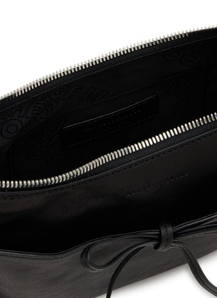 细节 - 点击放大 - MARGESHERWOOD - Ribbon Pochette Leather Handbag