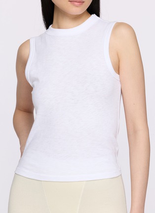 模特儿示范图 - 点击放大 - SKIMS - WORN IN JERSEY 纯棉背心