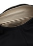 细节 - 点击放大 - NOTHING WRITTEN - HT Suede Shoulder Bag