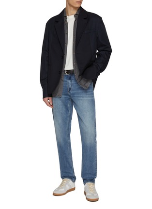 模特儿示范图 - 点击放大 - RAG & BONE - Tapered Leg Cotton Blend Denim Jeans