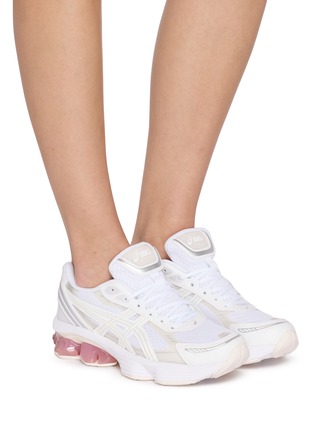 模特儿示范图 - 点击放大 - ASICS - GEL-KINETIC FLUENT Unisex Sneakers