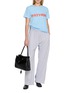 模特儿示范图 - 点击放大 - BETTTER - Tracker Hybrid Denim Trousers