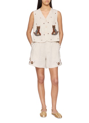 模特儿示范图 - 点击放大 - LAOWLA - Hand Embroidered Linen Shorts