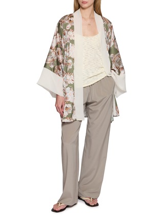 模特儿示范图 - 点击放大 - DISTRICT BY MARGHERITA MAZZEI - Floral Print Pareo
