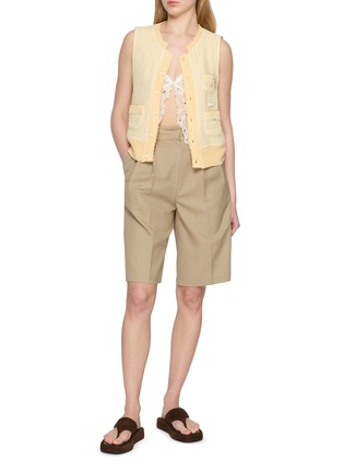 模特儿示范图 - 点击放大 - YOUNG N SANG - Hand Beads Flower Knit Vest