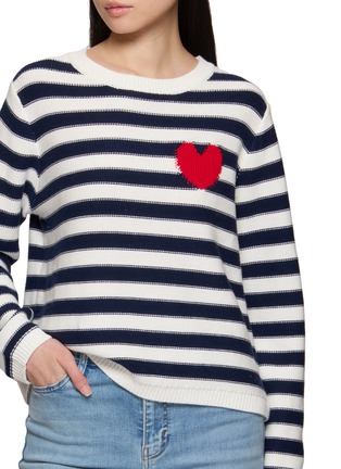  - JEFF BRUSSELS - Heart Motif Striped Knit Sweater