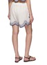 背面 - 点击放大 - BENARAS - Paisley Appliqué Scalloped Hem Mini Shorts