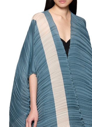  - DAPHNE VALENTE - Emimetron Pleated Stripe Panel Jacket
