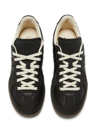 模特儿示范图 - 点击放大 - ADIDAS - X HARTCOPY 中性款 BW ARMY 系带运动鞋
