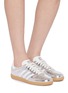 模特儿示范图 - 点击放大 - ADIDAS - 女款 SAMBA OG 系带运动鞋
