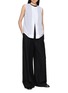 模特儿示范图 - 点击放大 - THE ROW - Enzel Layered Cotton Top