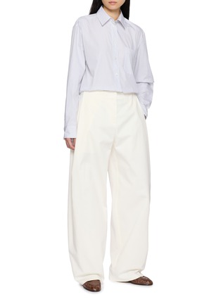 模特儿示范图 - 点击放大 - THE ROW - Gavina Cotton Shirt