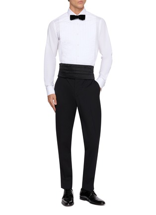 模特儿示范图 - 点击放大 - LARDINI - Pleated Front Point Collar Cotton Evening Shirt