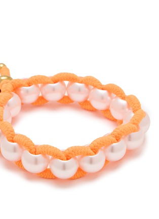 细节 - 点击放大 - SCRUNCHIE IS BACK ACCESSORIES - BICHOUS® Pearly Woven Fabric Scrunchie — Small