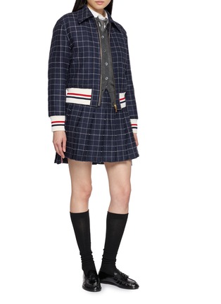模特儿示范图 - 点击放大 - THOM BROWNE - Windowpane Check Down Filled Cropped Flight Jacket