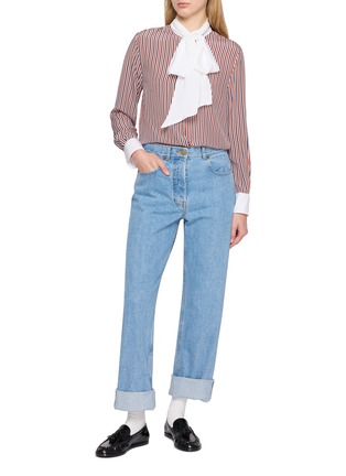 模特儿示范图 - 点击放大 - THOM BROWNE - Striped Detachable Collar Silk Shirt