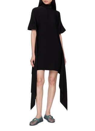 模特儿示范图 - 点击放大 - ALAÏA - Asymmetric Draped Cady Dress