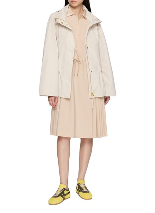 模特儿示范图 - 点击放大 - LACOSTE SPORT - Pleated Drawstring Waistband Polo Dress