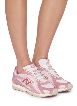 模特儿示范图 - 点击放大 - NEW BALANCE - 204L Unisex Sneakers