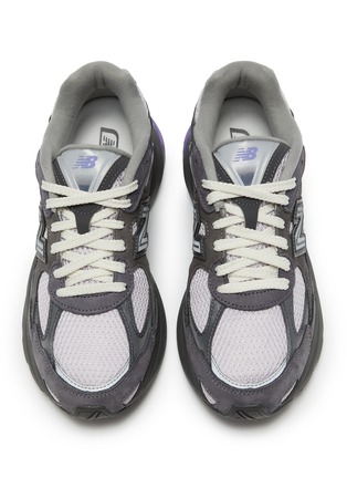 模特儿示范图 - 点击放大 - NEW BALANCE - 男款 2010 系带运动鞋
