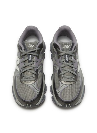 模特儿示范图 - 点击放大 - NEW BALANCE - 男款 2000 系带运动鞋