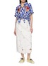 模特儿示范图 - 点击放大 - FARM RIO - Mushroom Embroidered Check Shirt