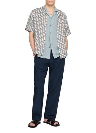 模特儿示范图 - 点击放大 - FRESCOBOL CARIOCA - Wavy Pattern Camp Collar Shirt