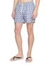 模特儿示范图 - 点击放大 - FRESCOBOL CARIOCA - Patterned Drawstring Swim Shorts